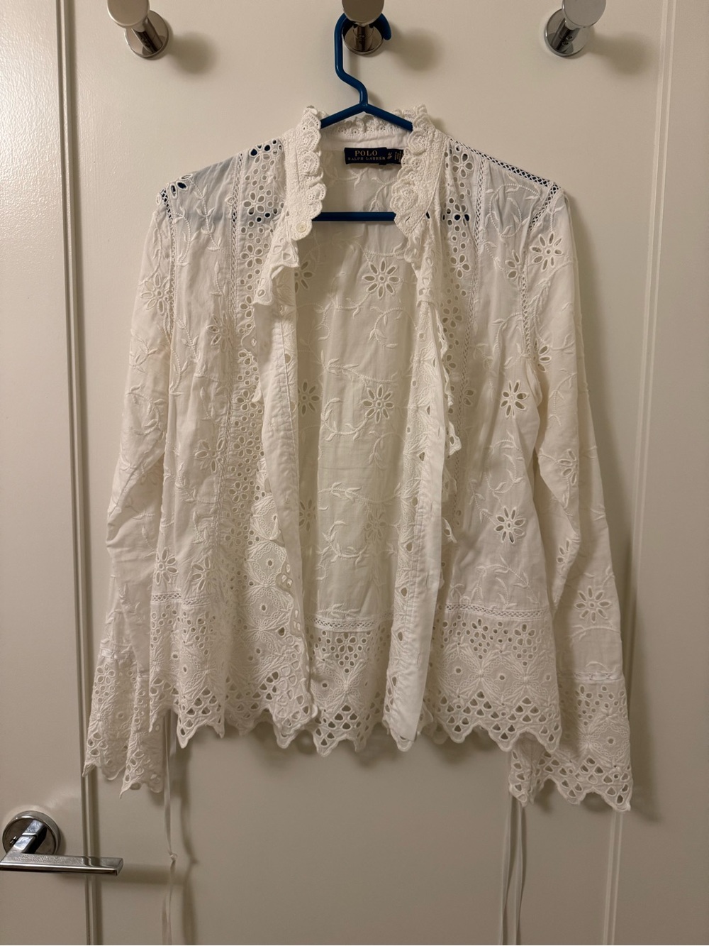 Polo Ralph Lauren: size 6/6P. Women's White Embroidered Eyelet Shirt - Picture 2 of 8